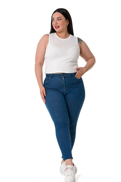 DISENTIS MODEST Plus Size Crew Neck Sleeveless Crop Viscose Ecru Body
