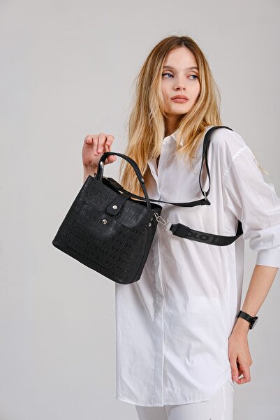 Just Polo Kadın Gofraj Baskılı Kilit Detaylı Vegan Omuz Ve El Çantası Jpm4002...