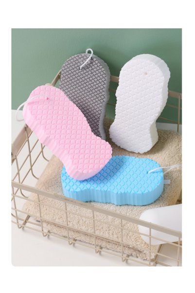 Oliva Nero Travel Set of 2 Colorful Bottles with 3-Piece Travel Bag, Travel Size and Magic Bath Sponge