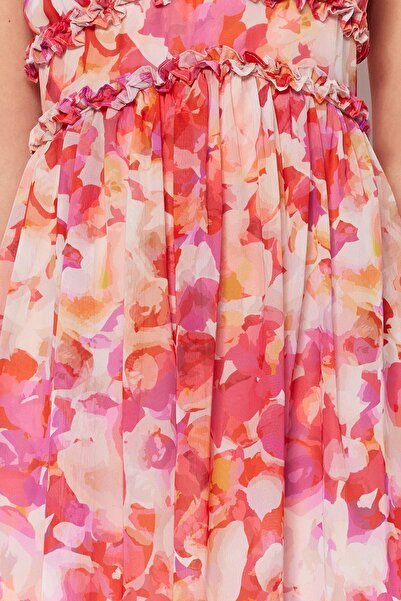 Trendyol Collection Többszínű virágmintás A-vágású fodros részletekkel bélelt sifon maxi szőtt ruha TWOSS23EL02013
