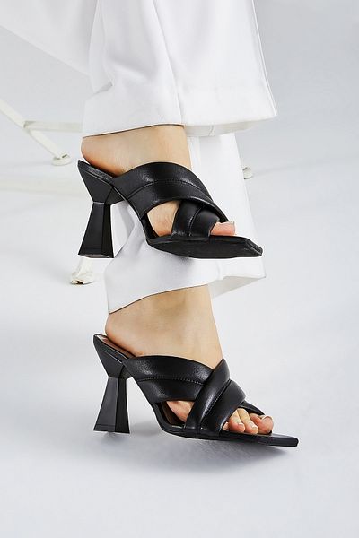 Valmenti Rachelle Women's Black Genuine Leather Slippers