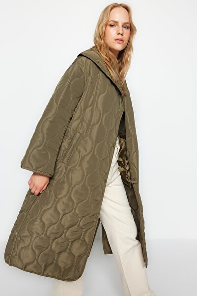 Trendyol Collection Khaki vízlepergető hosszú steppelt pufferkabát TWOAW24MO00015