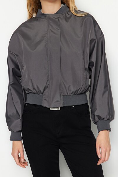 Trendyol Collection Vodotěsný anthrazitový oversize Bomberjacke - Kordelzug Detail, Twoss22Mo0099