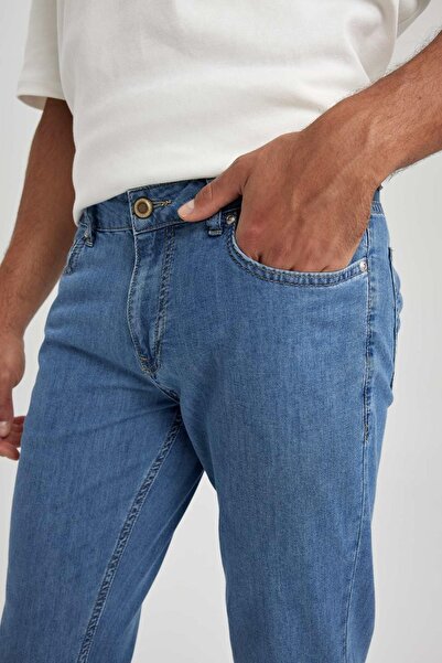 DeFacto Sergio Regular Fit Normal Kalıp Normal Bel Boru Paça Jean Pantolon A9153ax23hs
