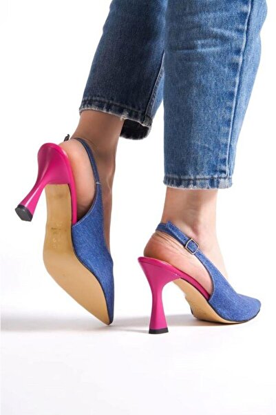 Ayakkabı Podyumum كعب كلاسيكي مدبب 9 سم مفتوح من الخلف