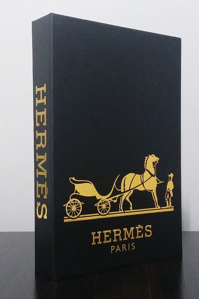 BayCazip Decorative Book-Looking Box with Black Gilding Theme