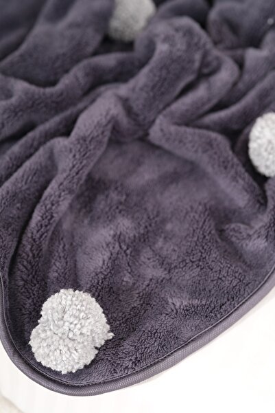 cakka Wellsoft Peluş Ponponlu Tek Kişilik Tv Battaniyesi | Antrasit