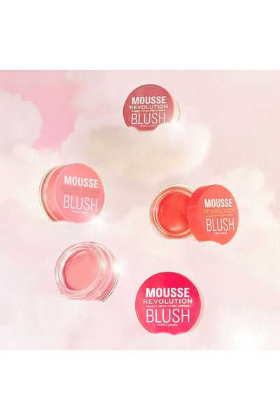 Revolution Mousse Blush Squeeze Me - Soft Pink