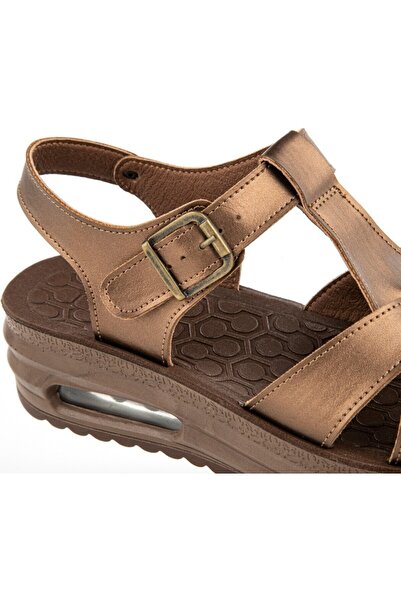 Muya Cross-Strapped Anatomical Sole Wet Floor Women's Sandals