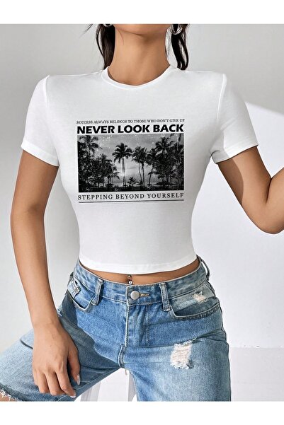 Jose Clothing Дамска бяла вталена блуза с щампи и къс ръкав