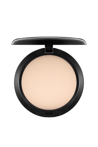 M.A.C Studio Fix Powder Plus Foundation Powder Foundation 15 gr....._foundation_135