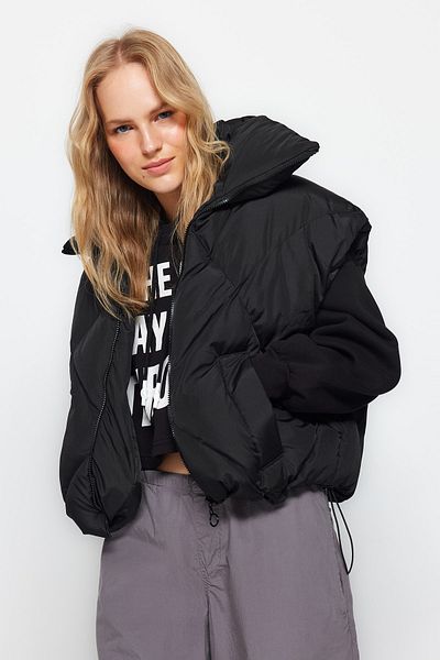 Trendyol Collection Black Oversize Shoulder Detailed Water Repellent Quilted Puffer Vest TWOAW24YE00029