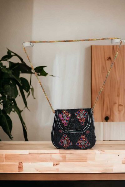 to COSMOS Stone Hand Embroidered Special Design Red Sequined 100% Cotton Mini Shoulder Bag 133