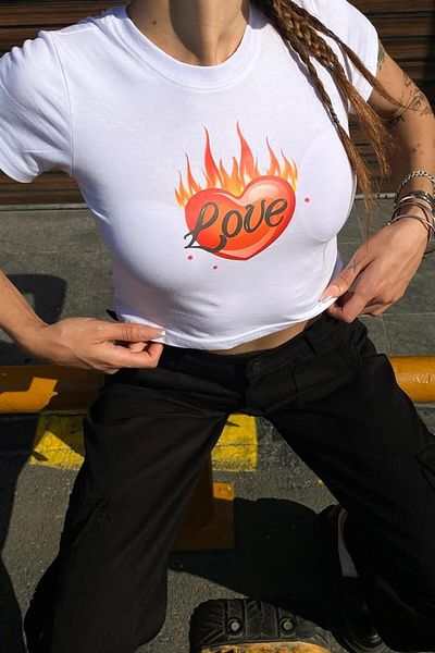 Jose Clothing Γυναικείο κοντομάνικο μπλουζάκι με λευκή στάμπα