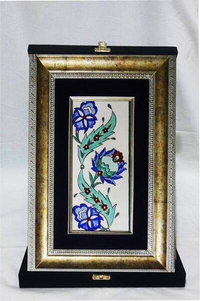 Elma Hediyelik Kadife Kutulu Çini Çerçeveli Dekoratif Duvar Tablosu 33x25 Cm ...