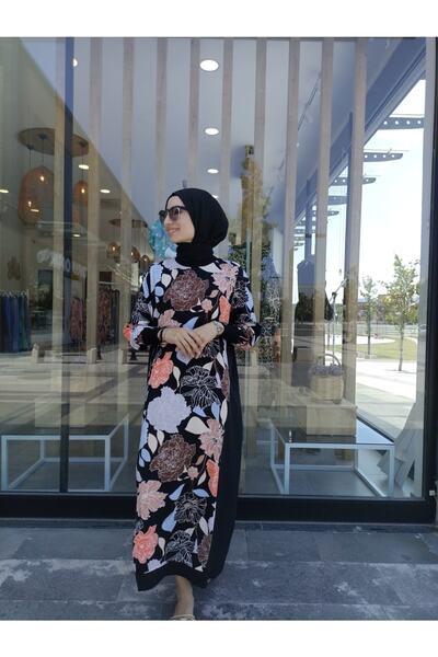 Invee Invee Рокля