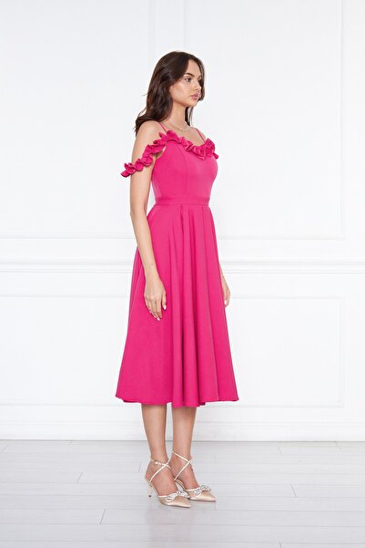 Bidoluelbise Kadın Ayarlanabilir Askılı Yaka Fırfır Detay Dokuma Kumaş Pileli Kloş Midi Boy Abiye Elbise