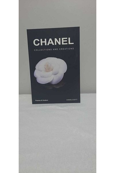 BayCazip Rose Themed Decorative Box