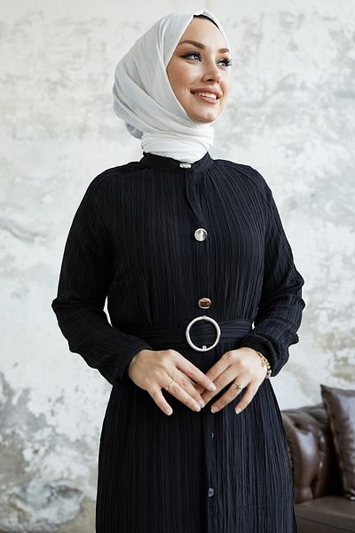 InStyle Φόρεμα με λεπτομέρεια με κρυφό πατιλέτο Emilya - Μαύρο