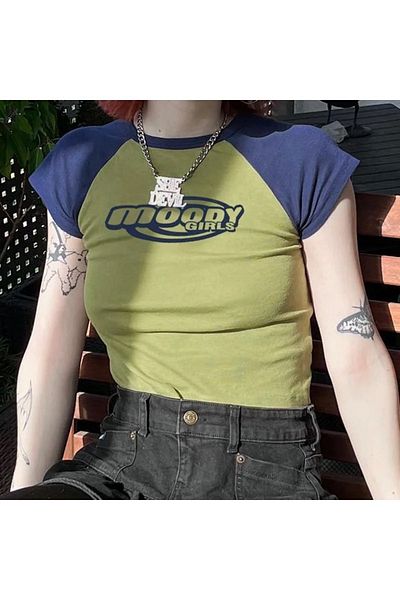 Köstebek Green Grunge Crop T-Shirt - Moody Girls Raglan