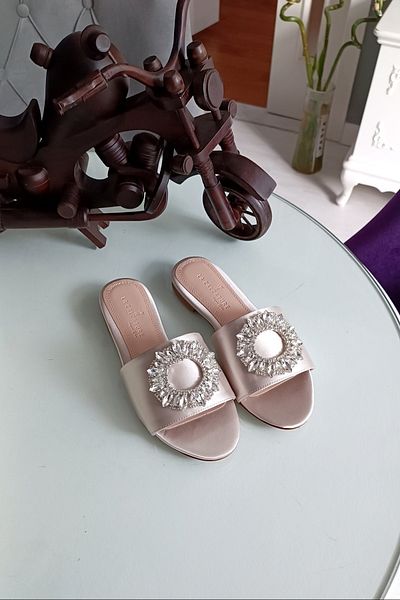 LA CALZATURE Γυναικείες παντόφλες Skin Satin Accessories