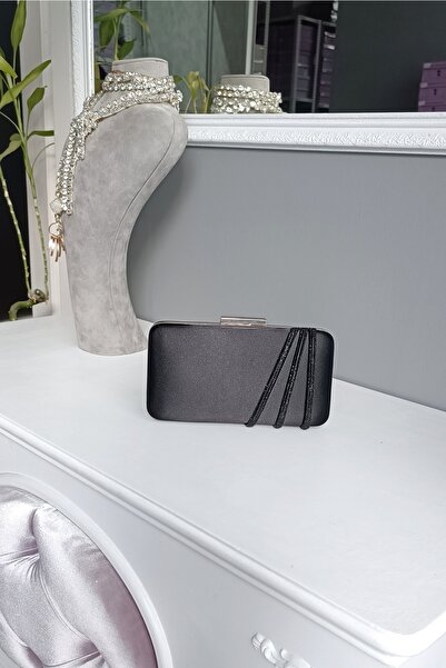LA CALZATURE Siyah Saten Üç Sıra Siyah Fitil Taşlı Kadın Abiye Kutu Model Çanta