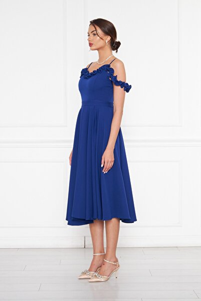 Bidoluelbise Kadın Ayarlanabilir Askılı Yaka Fırfır Detay Dokuma Kumaş Pileli Kloş Midi Boy Abiye Elbise