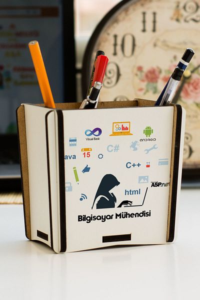 Hediyelen Computer Engineer Pen Holder