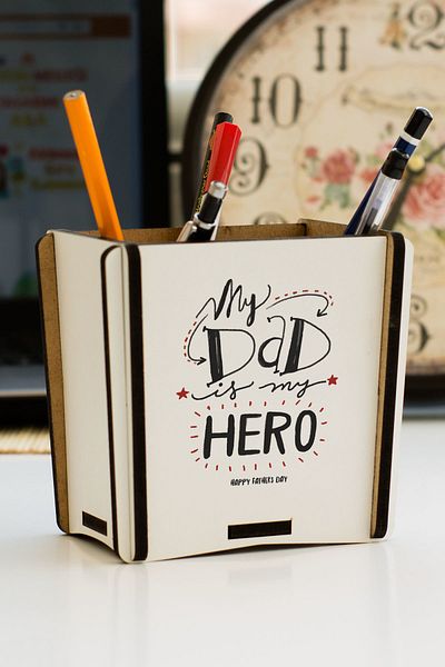 Hediyelen My Dad Is My Hera Pencil Holder
