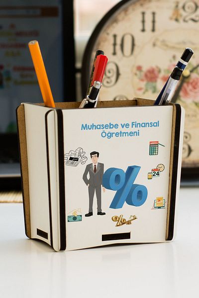 Hediyelen Accounting and Financial Teacher Pen Holder