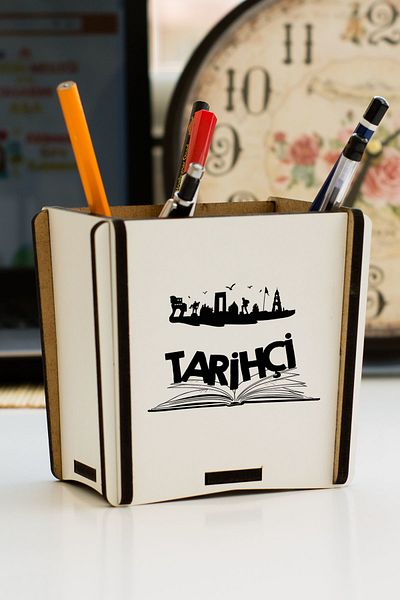 Hediyelen Historic Pencil Holder