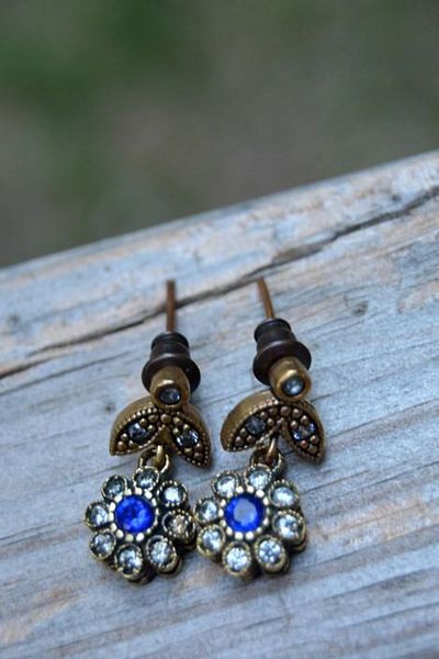 Stoneage Authentic Women's Earrings with Sapphire and Zircon Stone