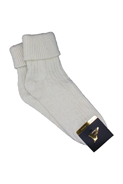 A CLASSE جوارب نسائية من الصوف المنحني باللون الأبيض الفاتح