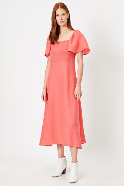 Koton Elastisches Midikleid mit eckigem Ausschnitt