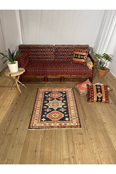 ŞİRVAN HALI El Dokuma Uşak Halısı-83 X 115
