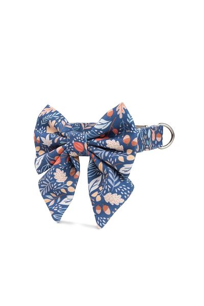 Lusi Doog Navy Blue Female Bow Tie Dog Collar and Leash Set Floral Pattern