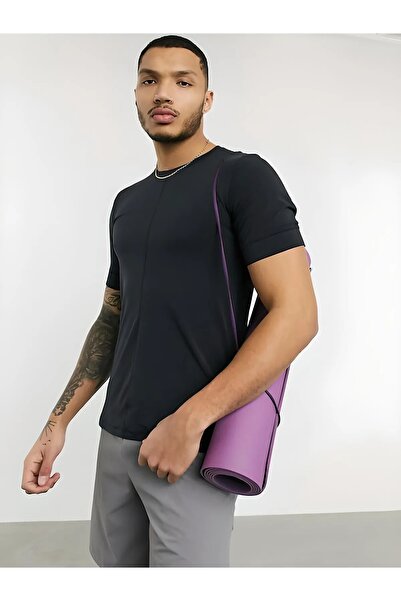 Nike Sportswear Men Yoga Dri-Fit Siyah Tişört