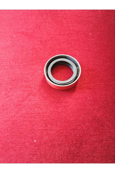 OTO BEK Taunus 4 Gear Red Transmission Tail Seal