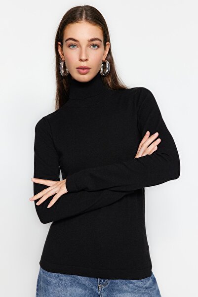 Trendyol Collection Schwarzer Premium-Garn-/Spezialgarn-Strickpullover im Mercerized-Look TWOAW24KZ00143