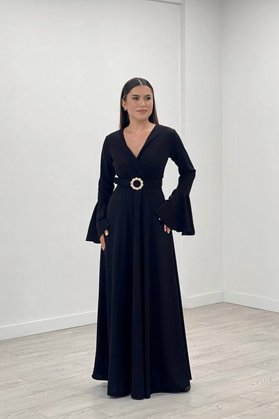 giyimmasalı Βραδινό φόρεμα Maxiboy με κρεπ υφασμάτινα μανίκια Flounce λεπτομέρεια - ΜΑΥΡΟ