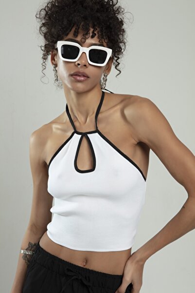 sifu tekstil Beyaz Renkli Kadın Boyundan Askılı Spor Triko Crop Top Badi