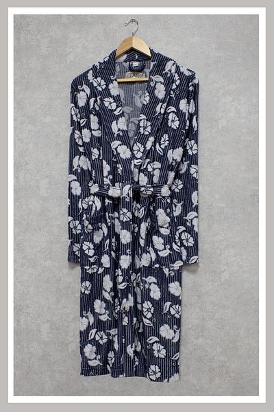 Class Mayer Jacquard Women's Bathrobe