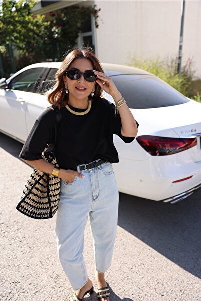 Özge Özgenç Crew Neck Tok Texture Basic