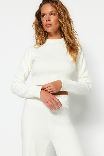 Trendyol Collection Ecru Crop Basic kötöttáru felső és alsó készlet TWOAW24AU00024