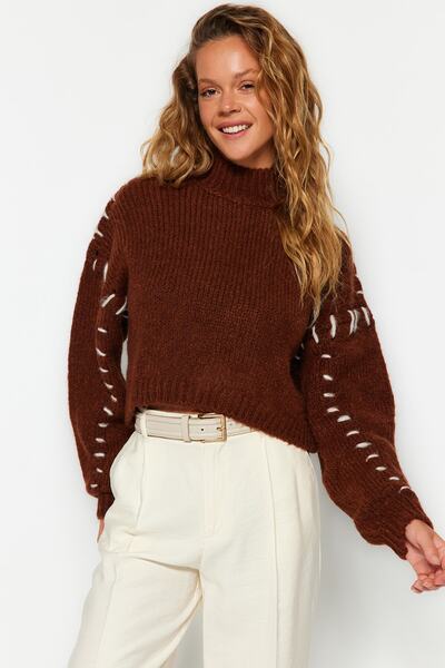 Trendyol Collection Brown Soft Textured Yarn Detailed Knitwear Sweater TWOAW24KZ00633