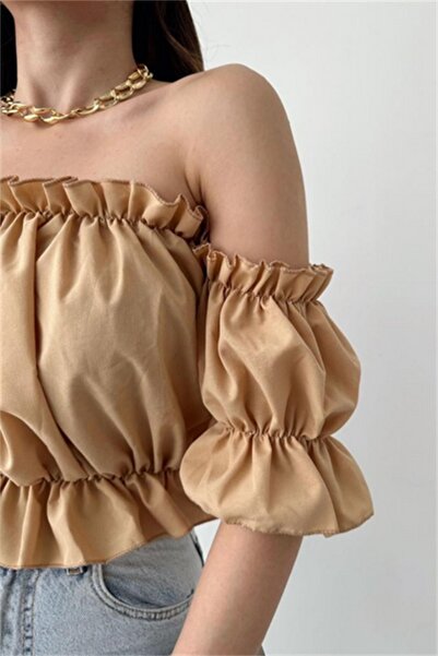 oshebu Μπεζ – Μπλούζα Madonna με λεπτομέρεια από λάστιχο