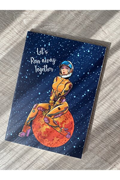 Astronot kız kabartmalı kapaklı defter