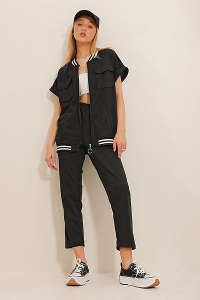 Trend Alaçatı Stili Women's Black Four-Pocket Ribbed Double Sleeve Jacket and Trousers Set ALC-X10655