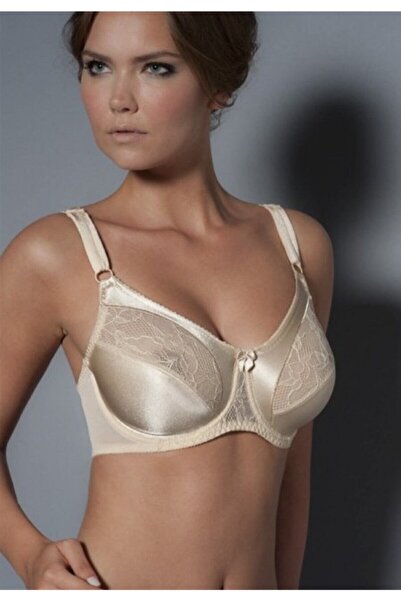 Kom Sutien de culoarea pielii Martina care îi face sânii să pară mai mici