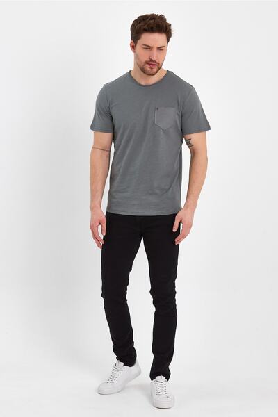 UOMOPARK Μπλουζάκι 2000 Ultra Fashion Flame με τσέπες και λεπτομέρεια κρανίου τσέπης